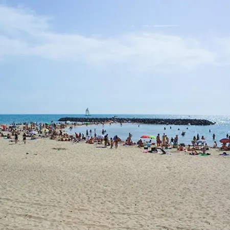 Charming Flat 100m From The Beach Апартаменты